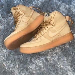 Nike Air Force 1 High LV8 Tan (GS) (7Y) (9 women)